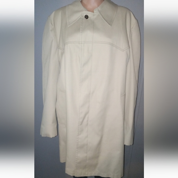 VINTAGE! LONDON FOG, MAINCOATS WEATHER OF DISTINCTION. Size 46L. EUC! - Picture 2 of 8